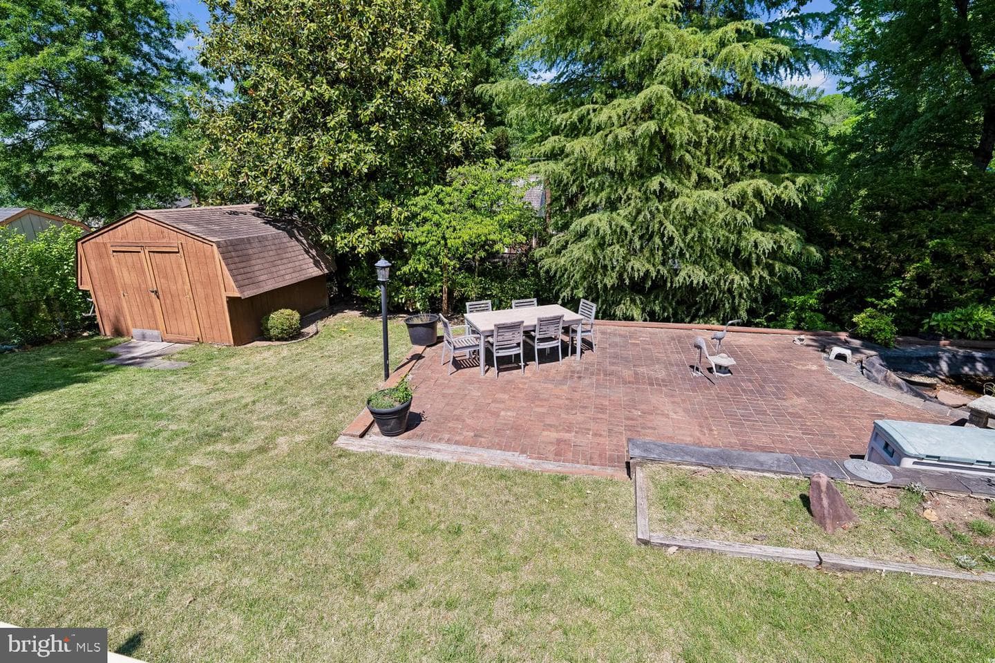 8410 Ravenswood Road photo 26