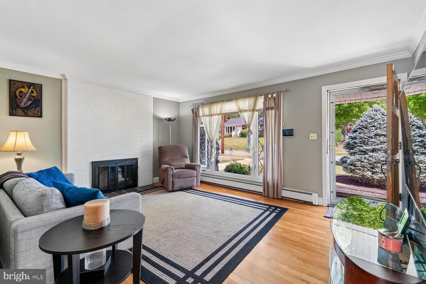 8410 Ravenswood Road photo 27