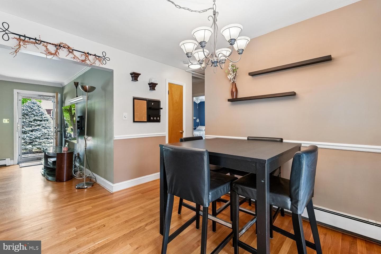8410 Ravenswood Road photo 32