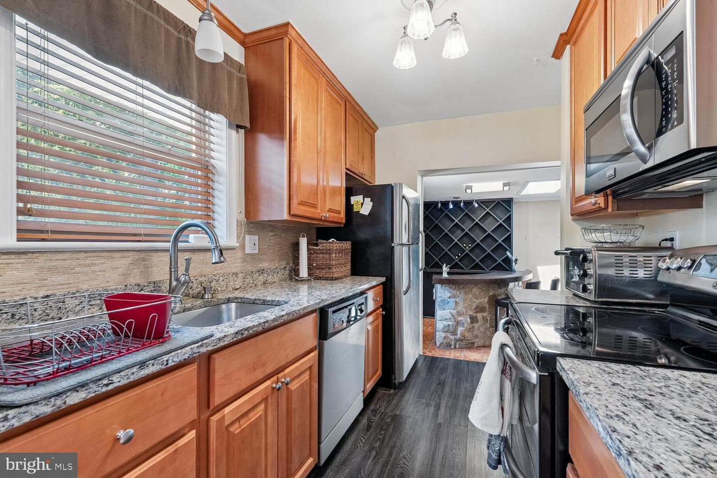 8410 Ravenswood Road photo 37