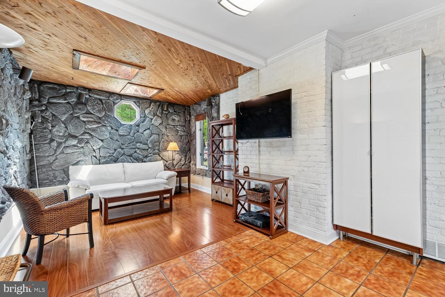 8410 Ravenswood Road photo 39