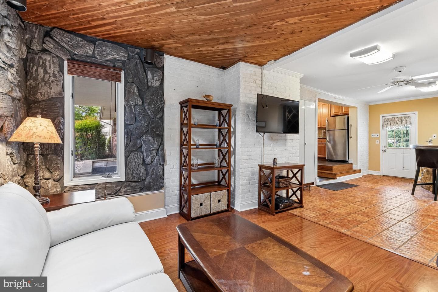 8410 Ravenswood Road photo 42
