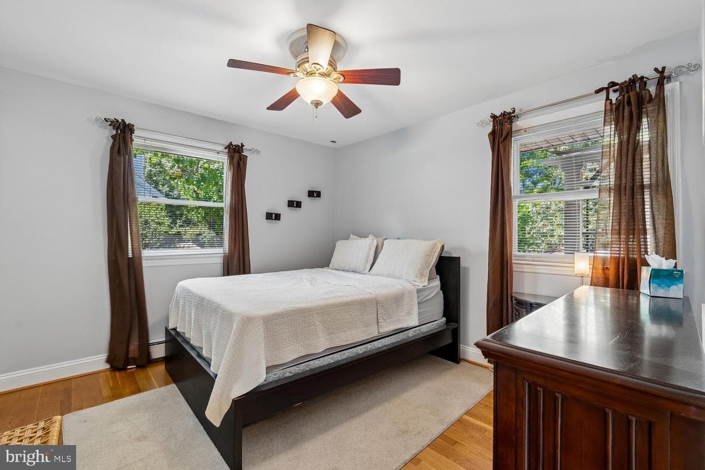 8410 Ravenswood Road photo 54