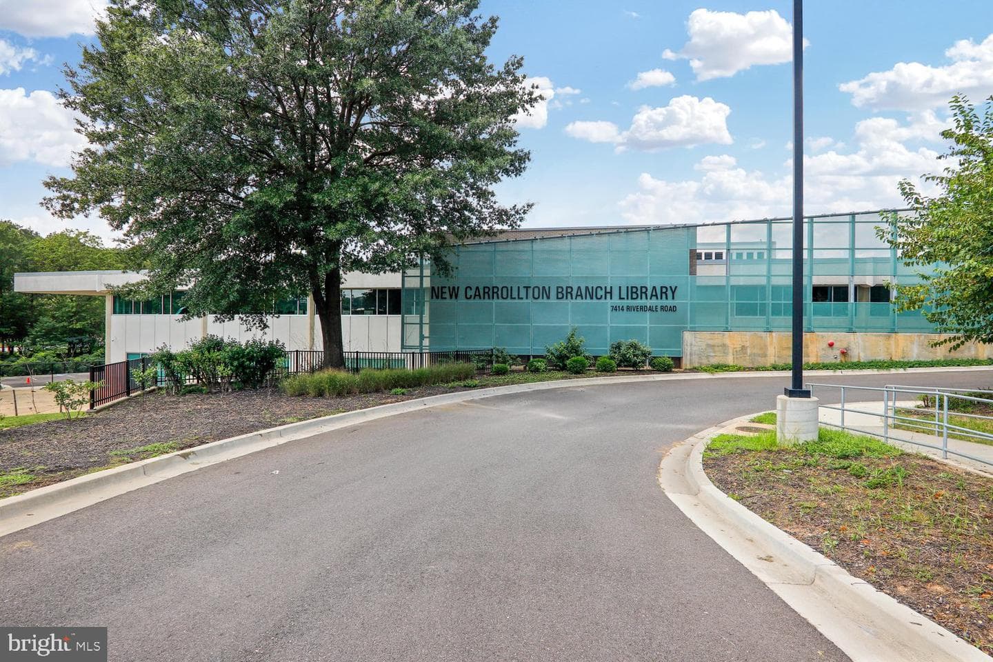 8410 Ravenswood Road photo 75