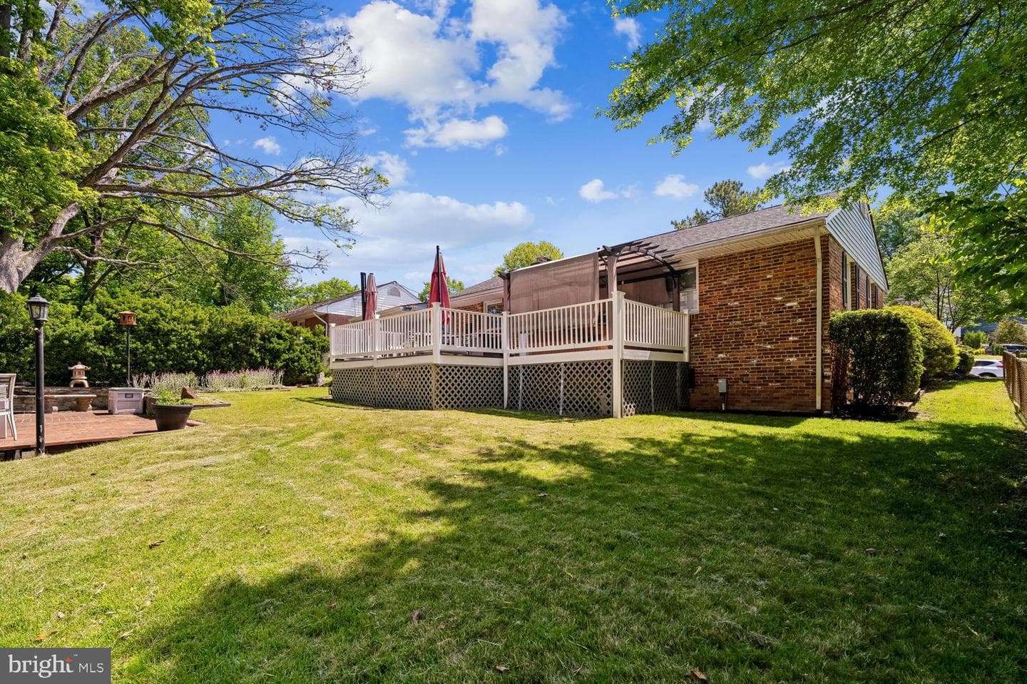 8410 Ravenswood Road photo 9