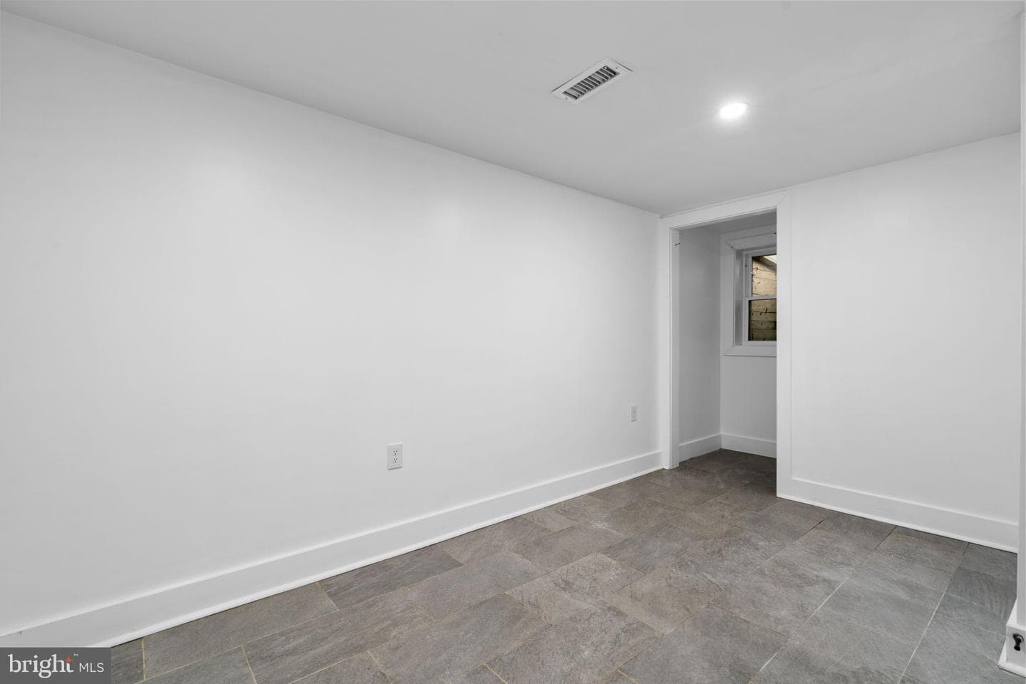 6923 Randolph St photo 39