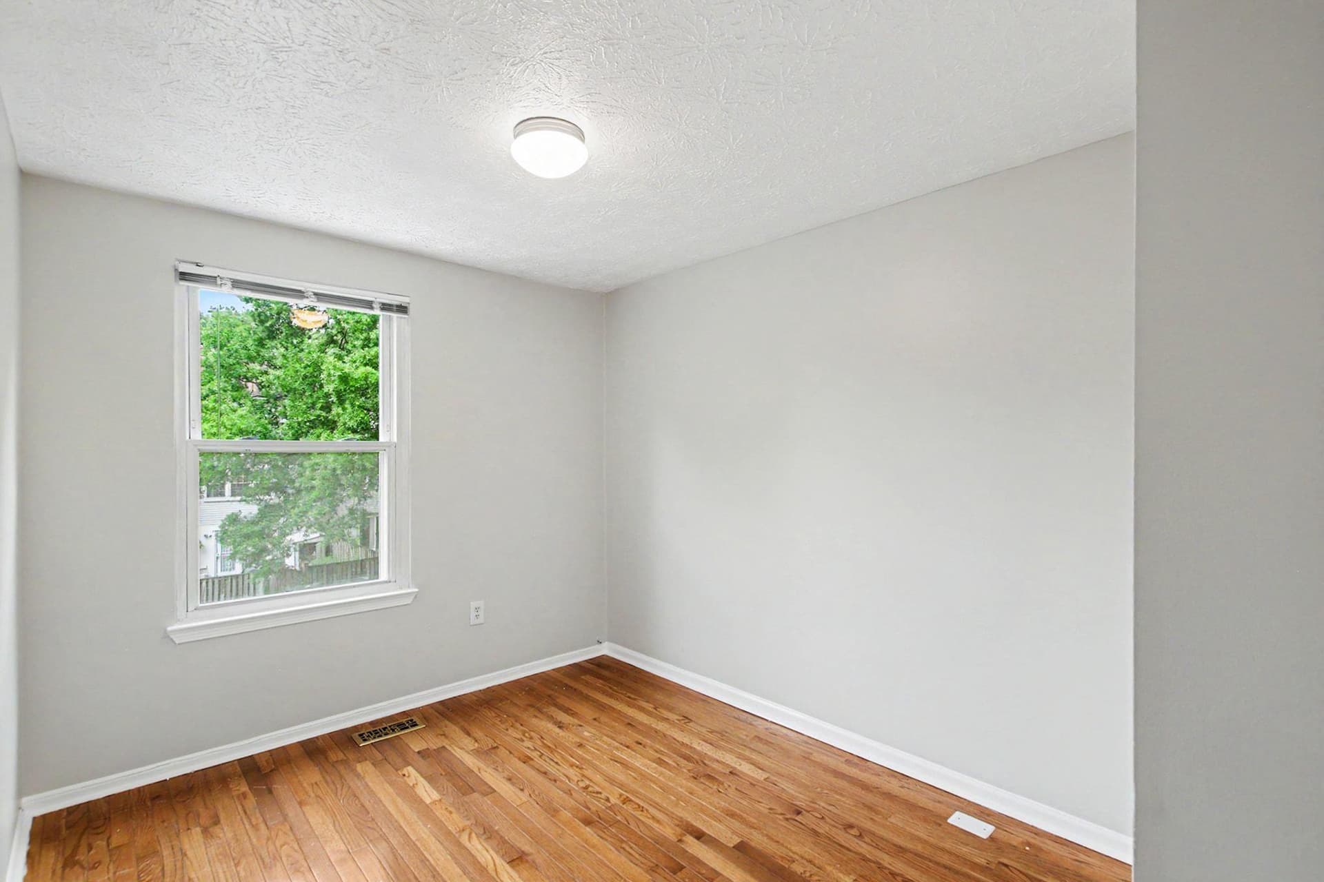 12149 Beltsville Drive photo 17