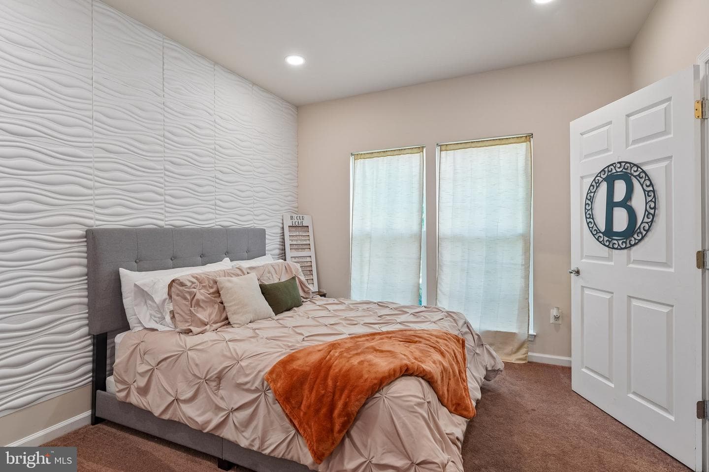 14315 Devinger Place photo 11