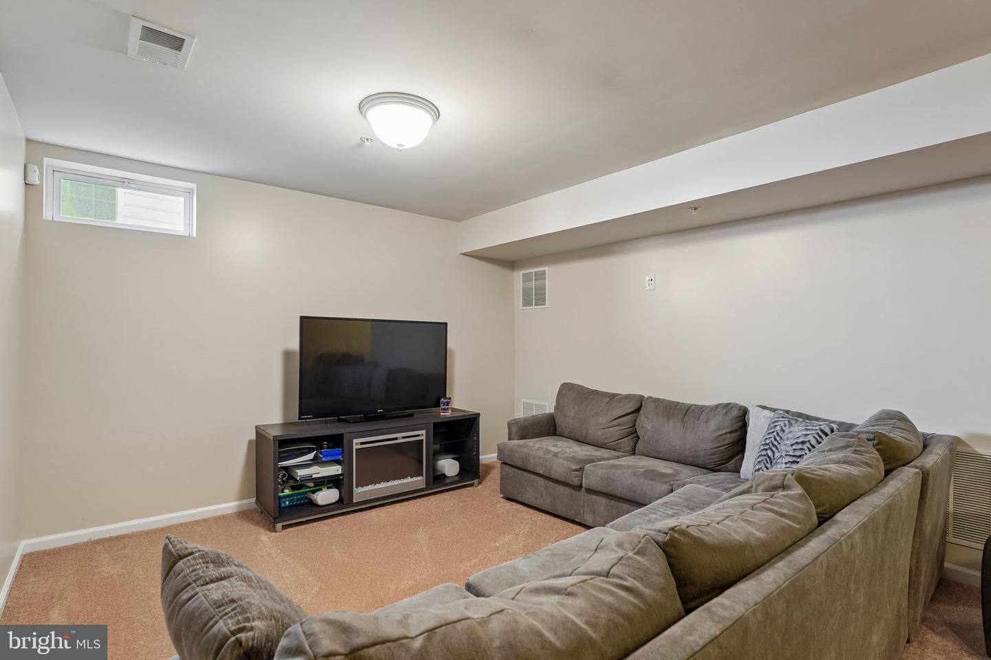 14315 Devinger Place photo 19