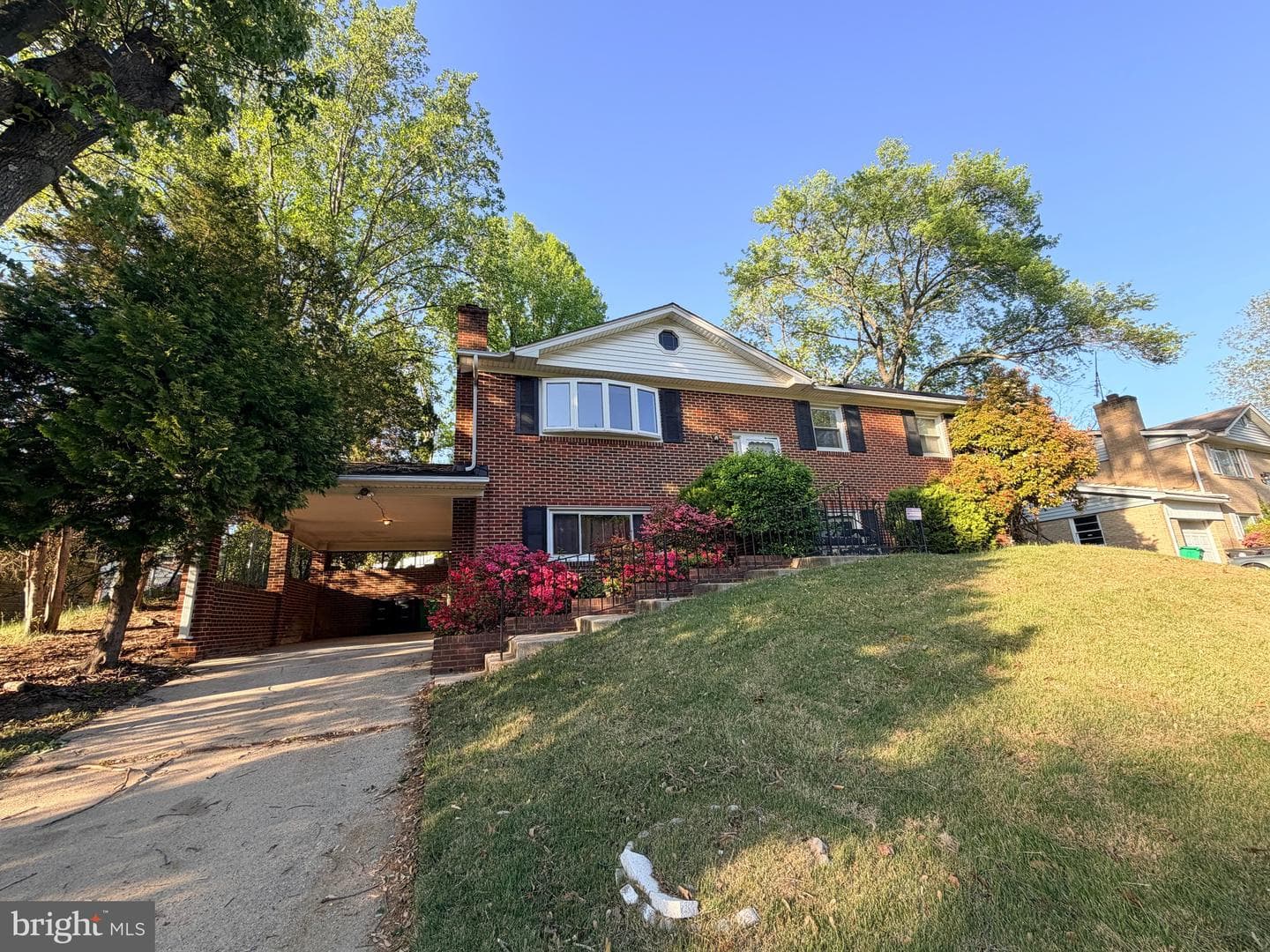 2402 Joseph Drive photo 2