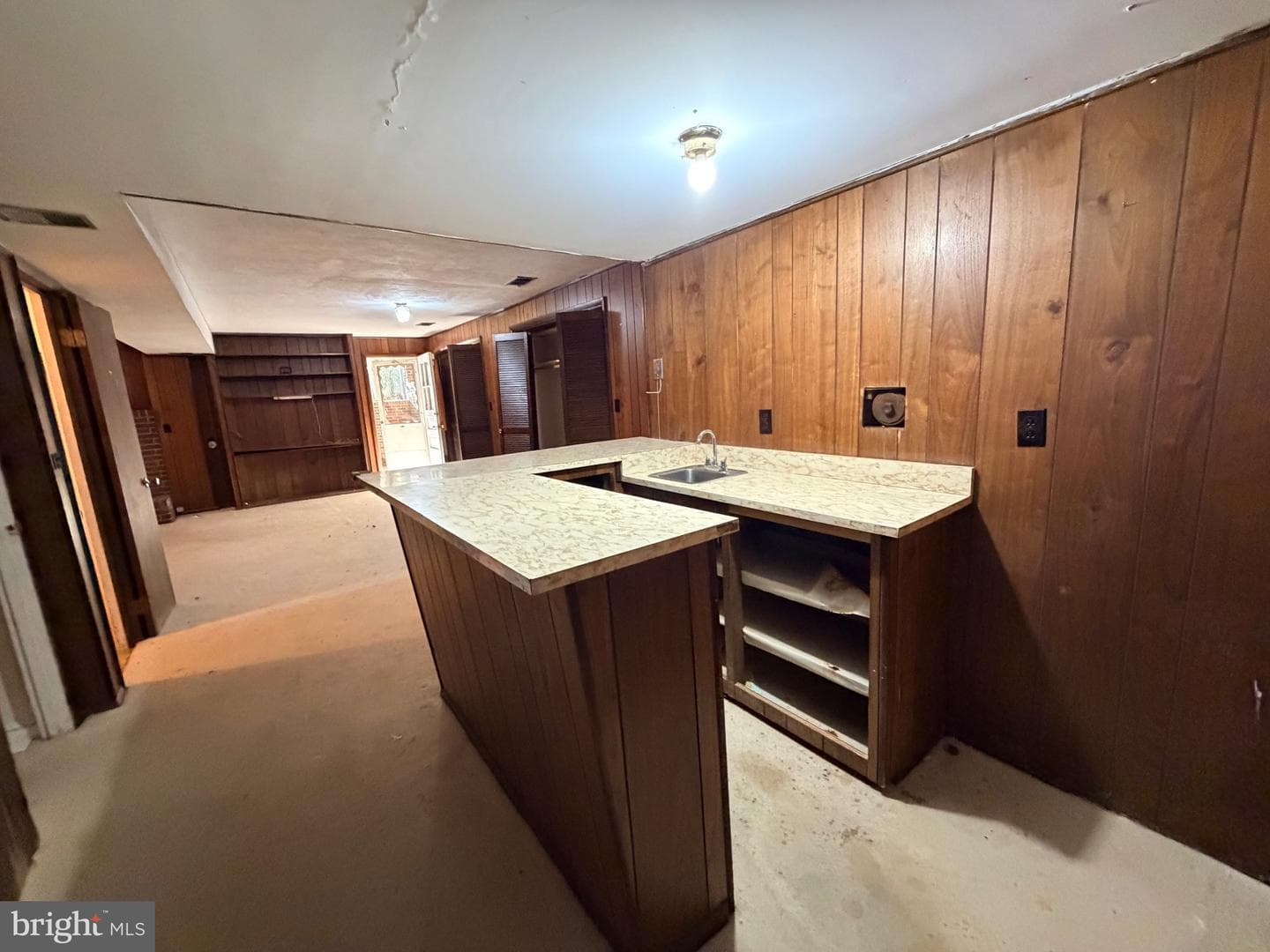 2402 Joseph Drive photo 23