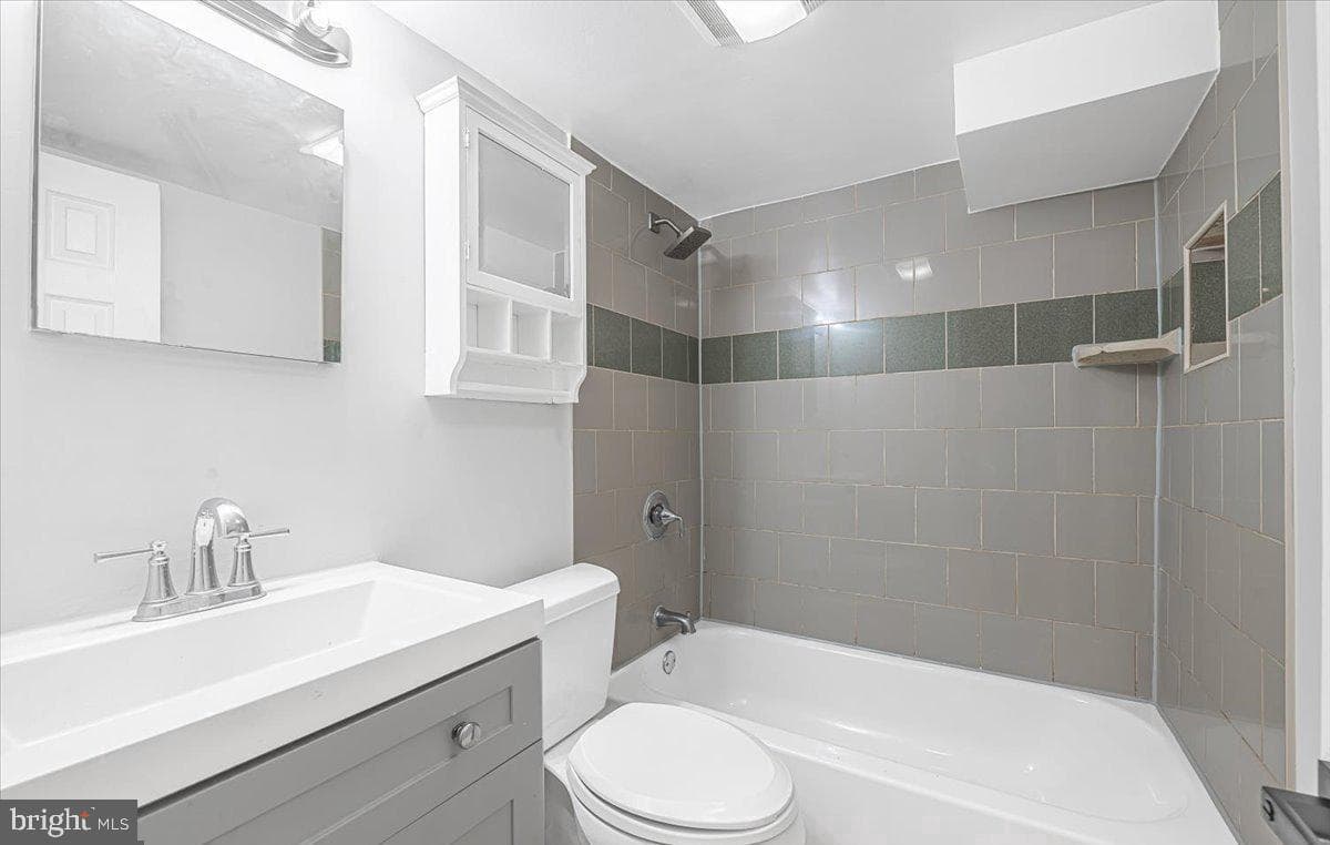 6902 21st Avenue photo 10