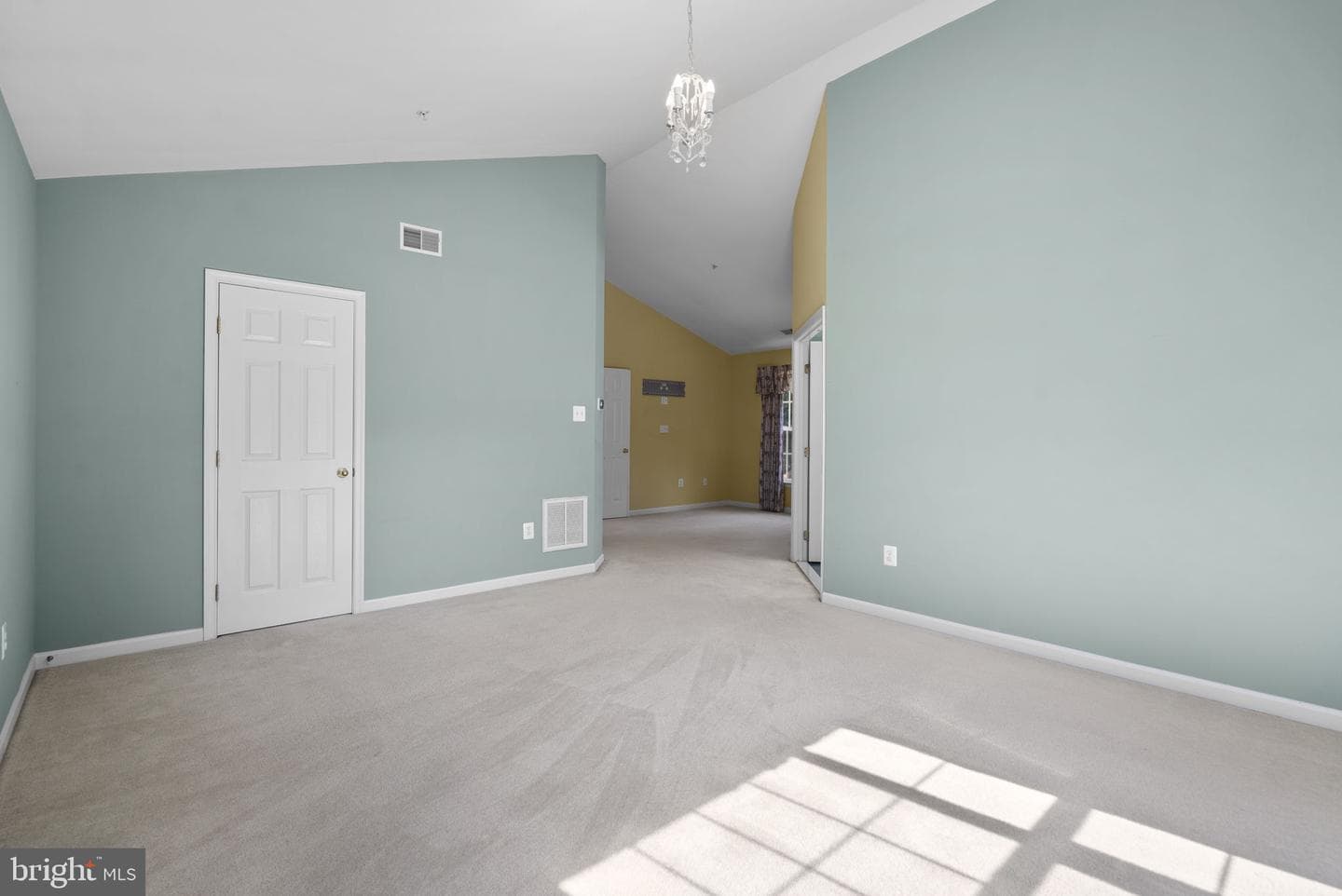 4306 Taverngreen Lane photo 25