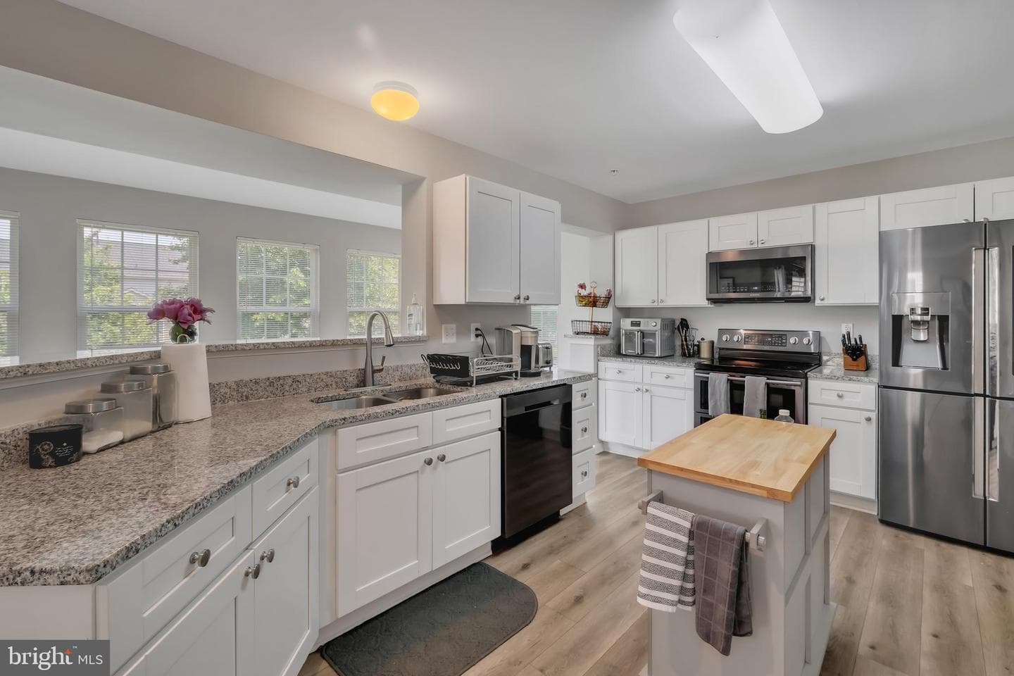 13509 Oaklands Manor Drive photo 4
