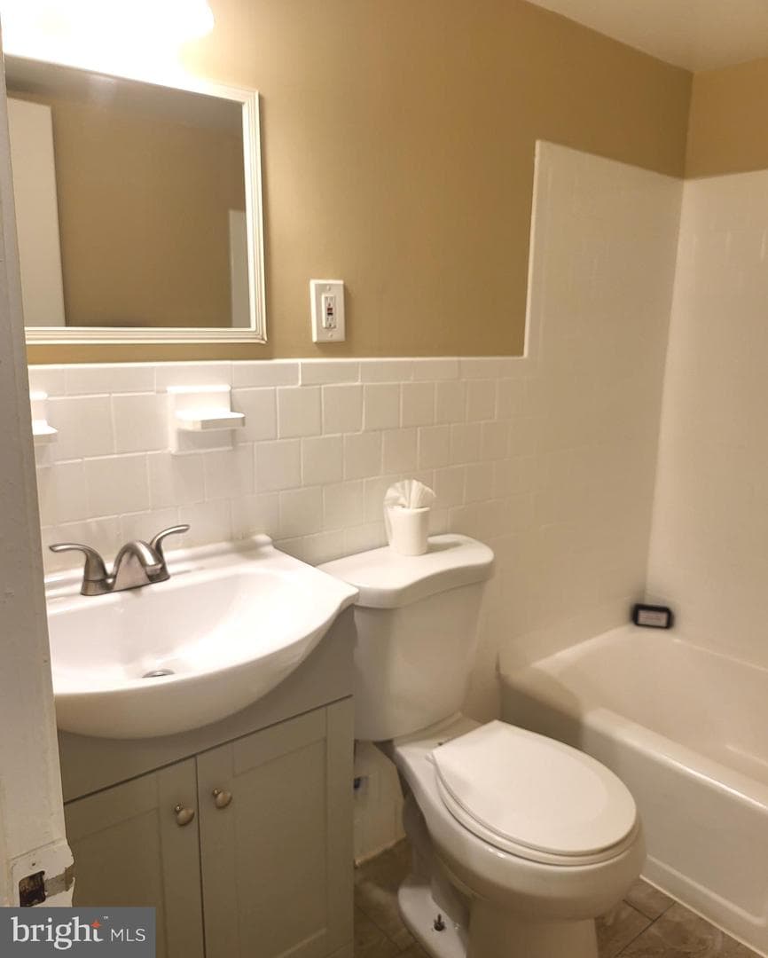 4513 Romlon Street #203 photo 25