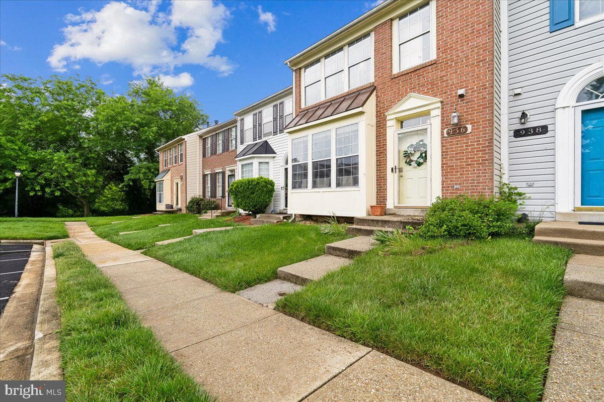 936 Lake Overlook Drive, Bowie