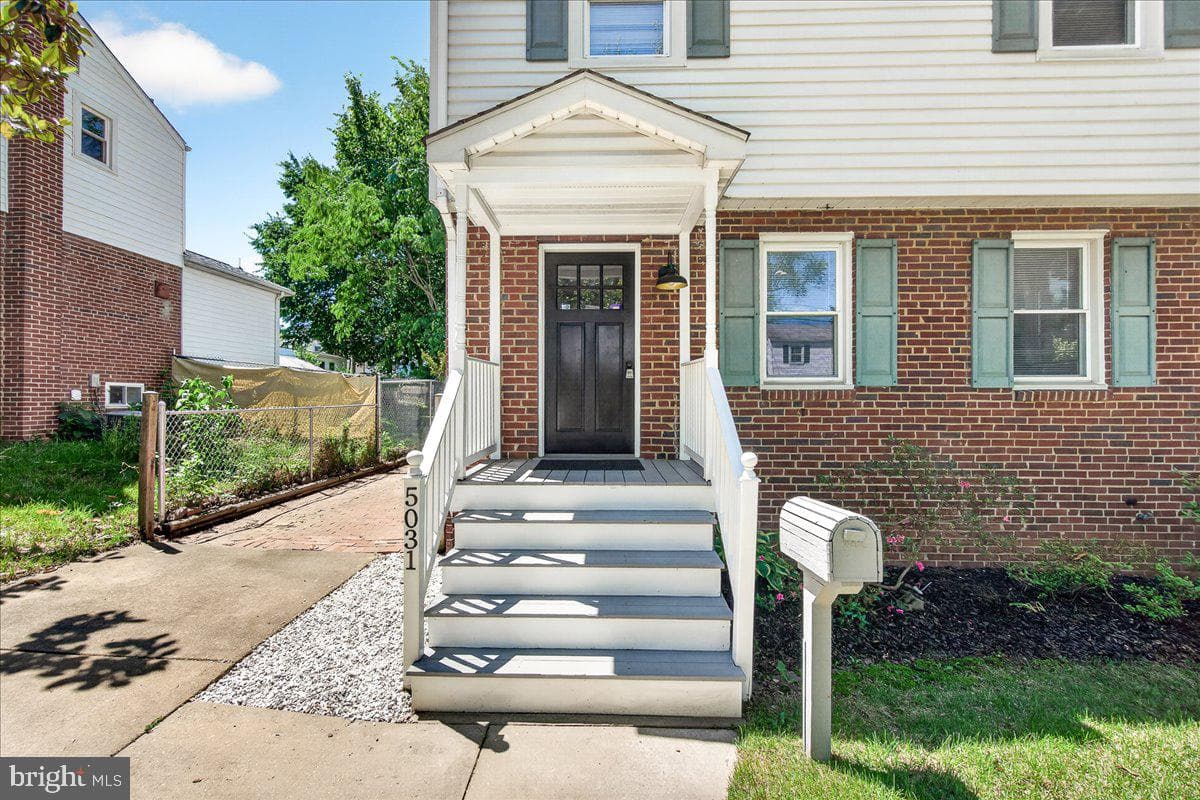 5031 Mangum Road photo 3
