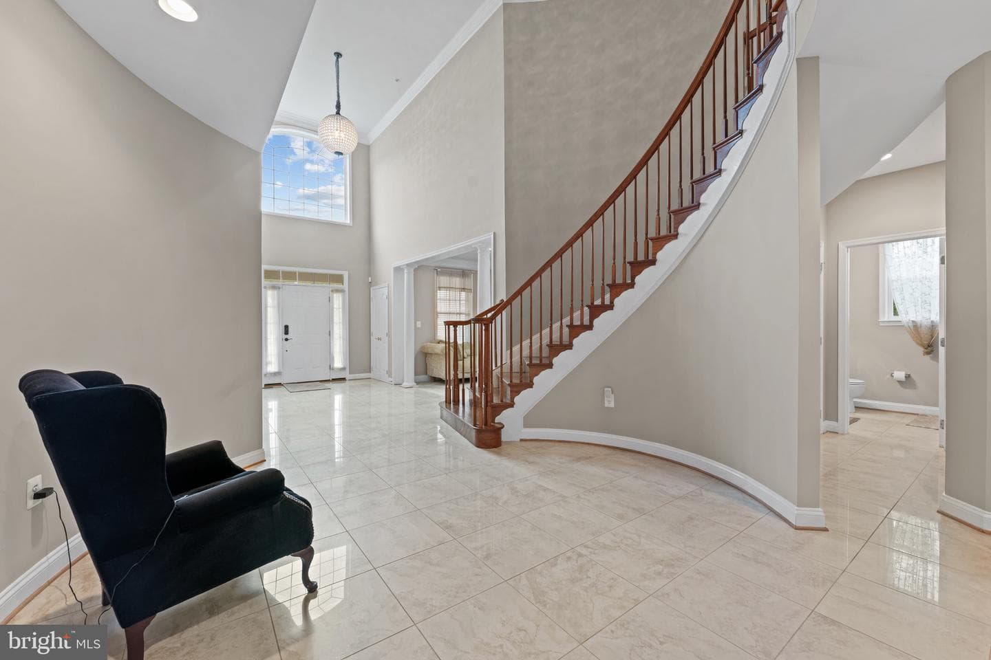 334 Radiant Court photo 10
