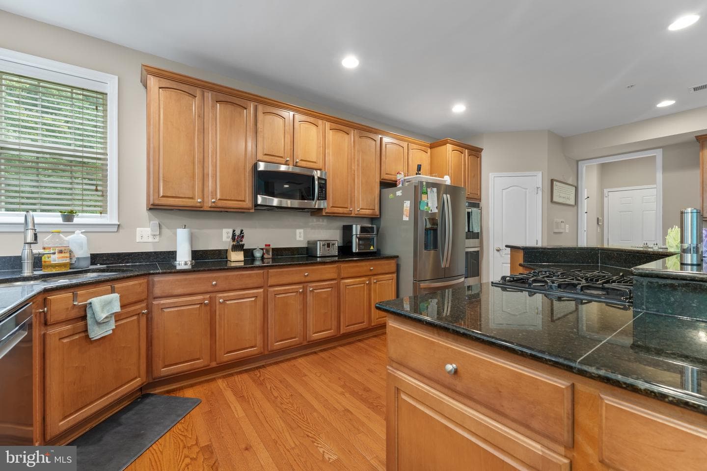 334 Radiant Court photo 25