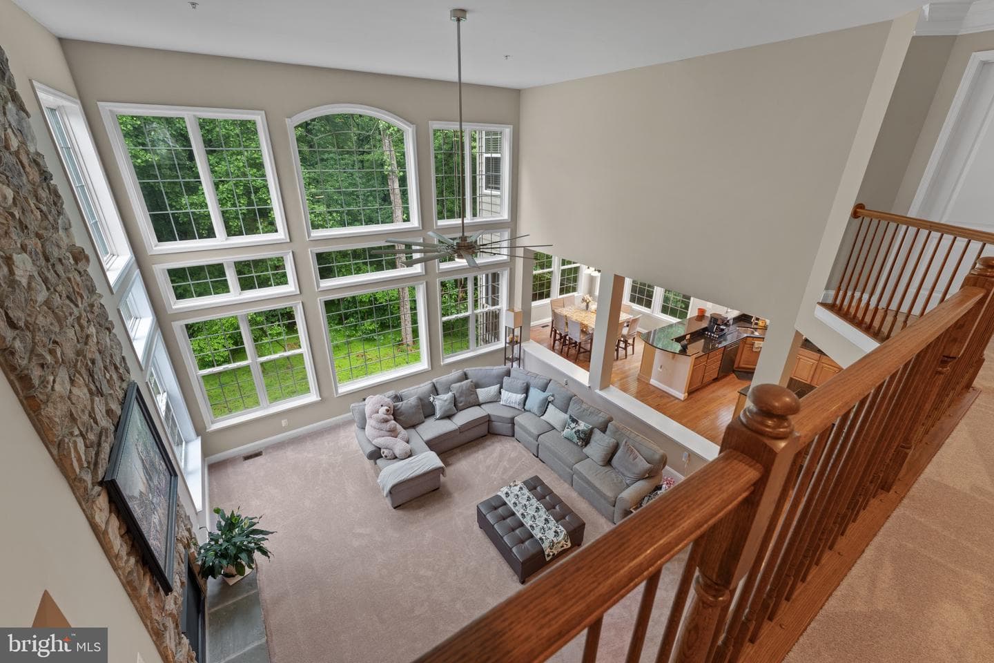 334 Radiant Court photo 32
