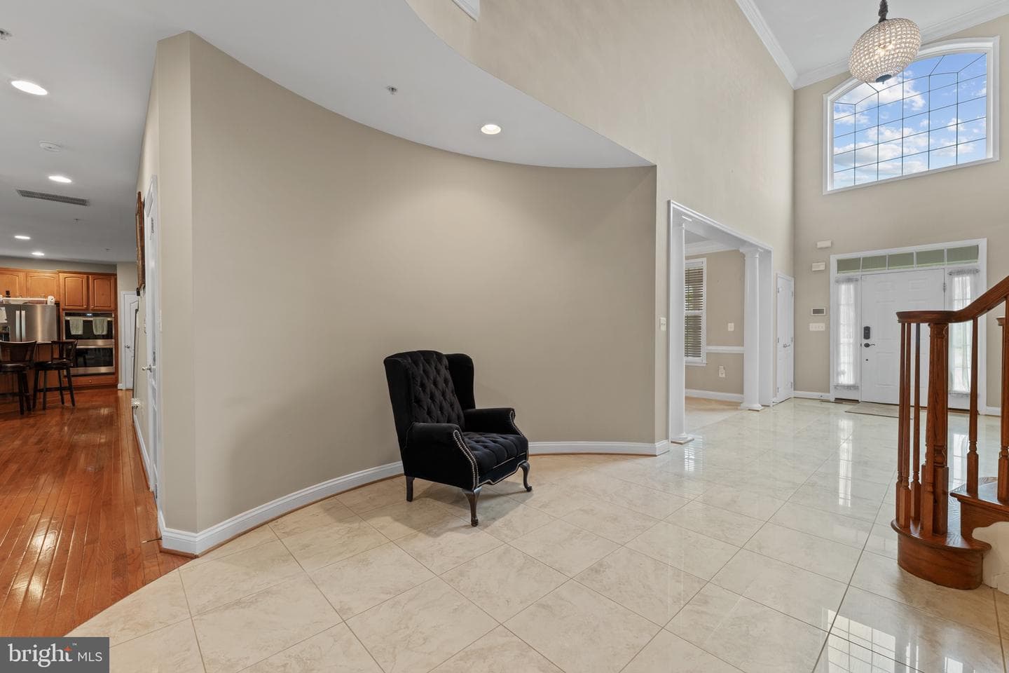 334 Radiant Court photo 9