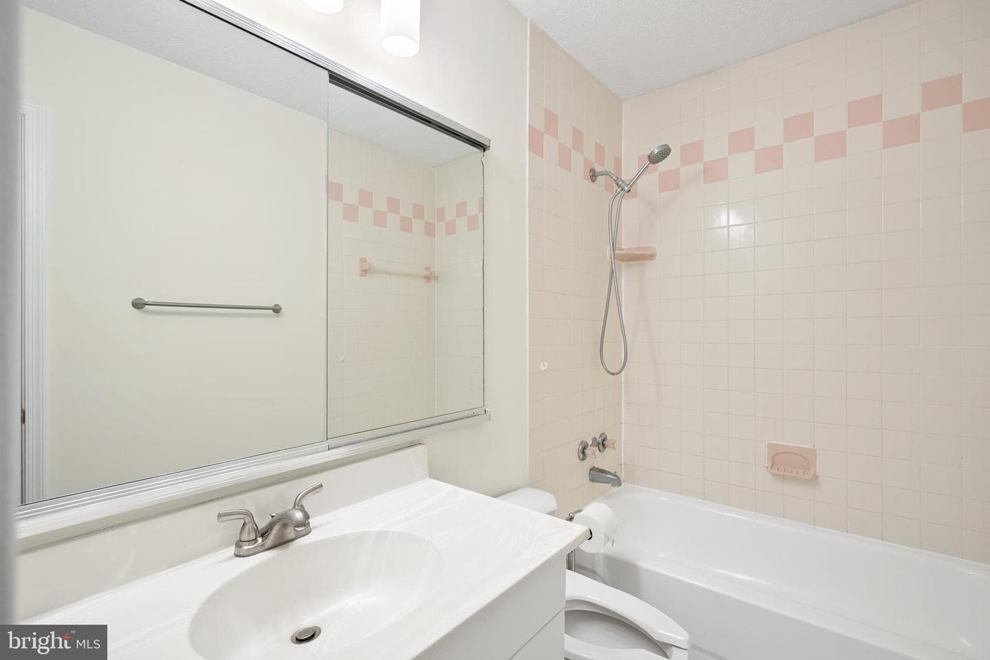 3801 Northrop Pl photo 32
