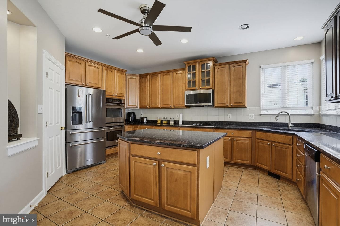 5302 Trotters Glen Drive photo 13