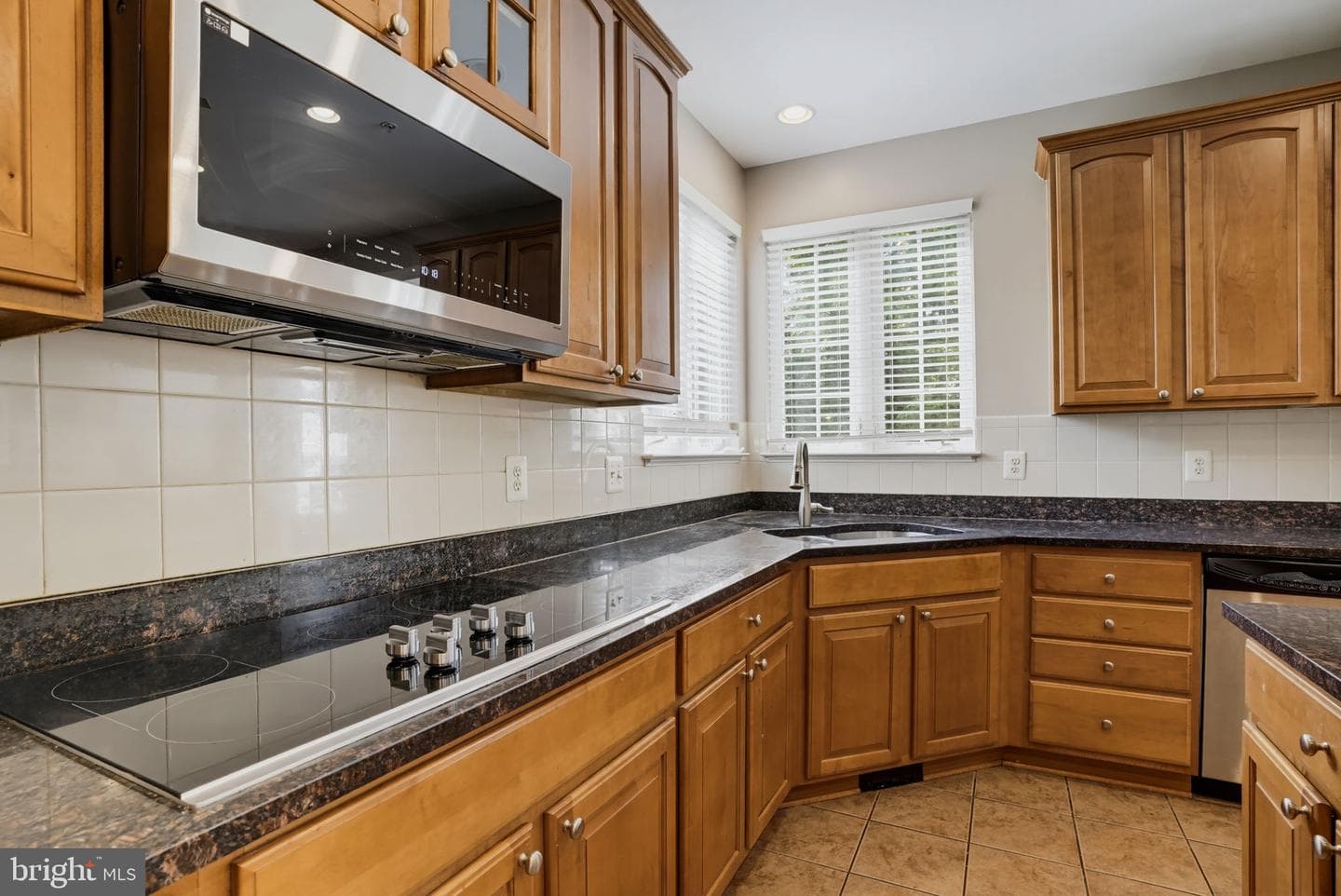 5302 Trotters Glen Drive photo 14