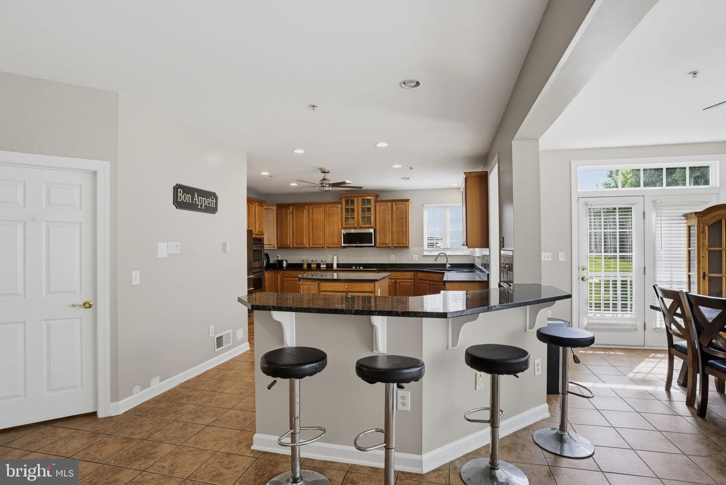 5302 Trotters Glen Drive photo 16