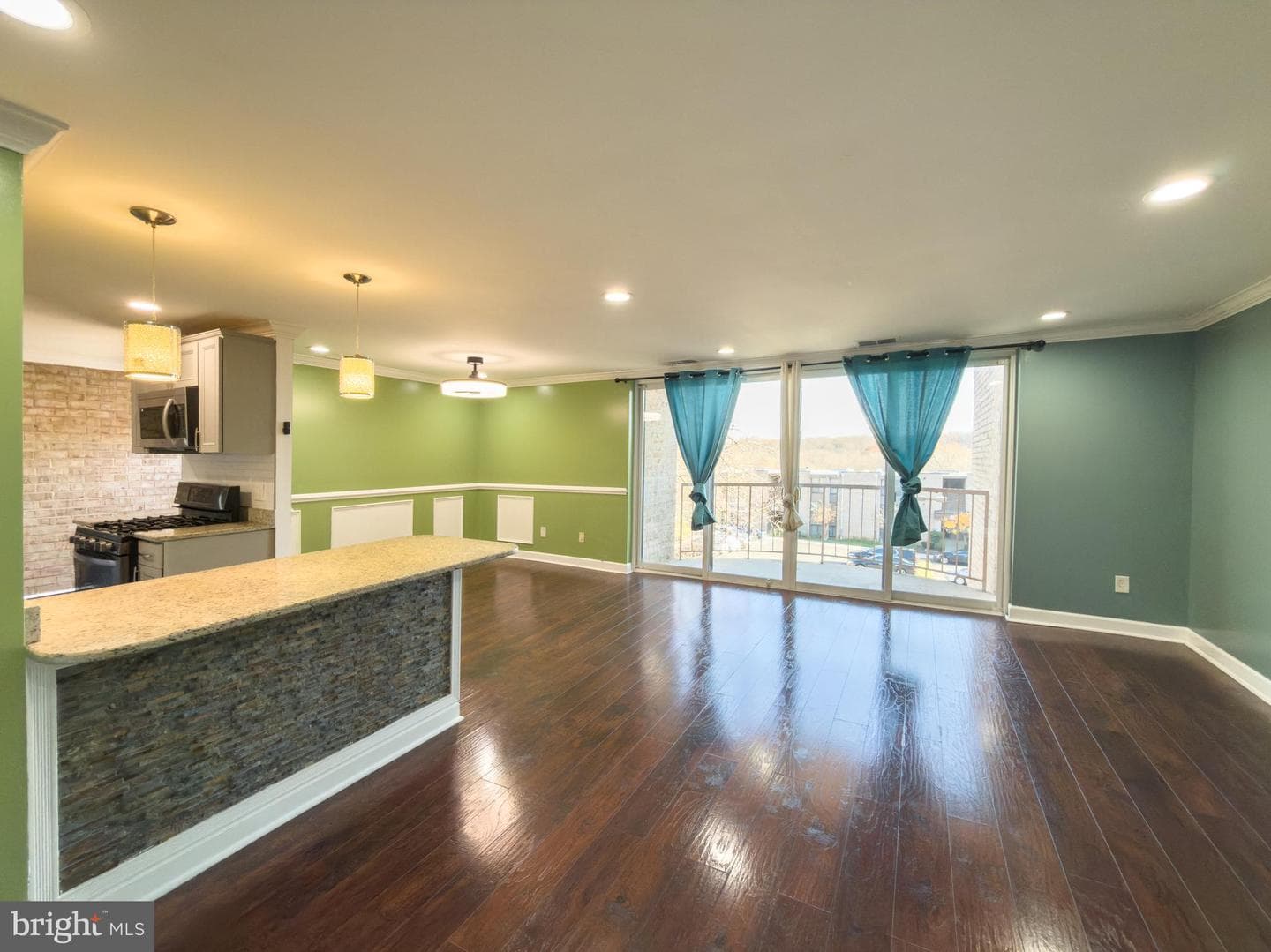 3327 Huntley Square Drive #b photo 8