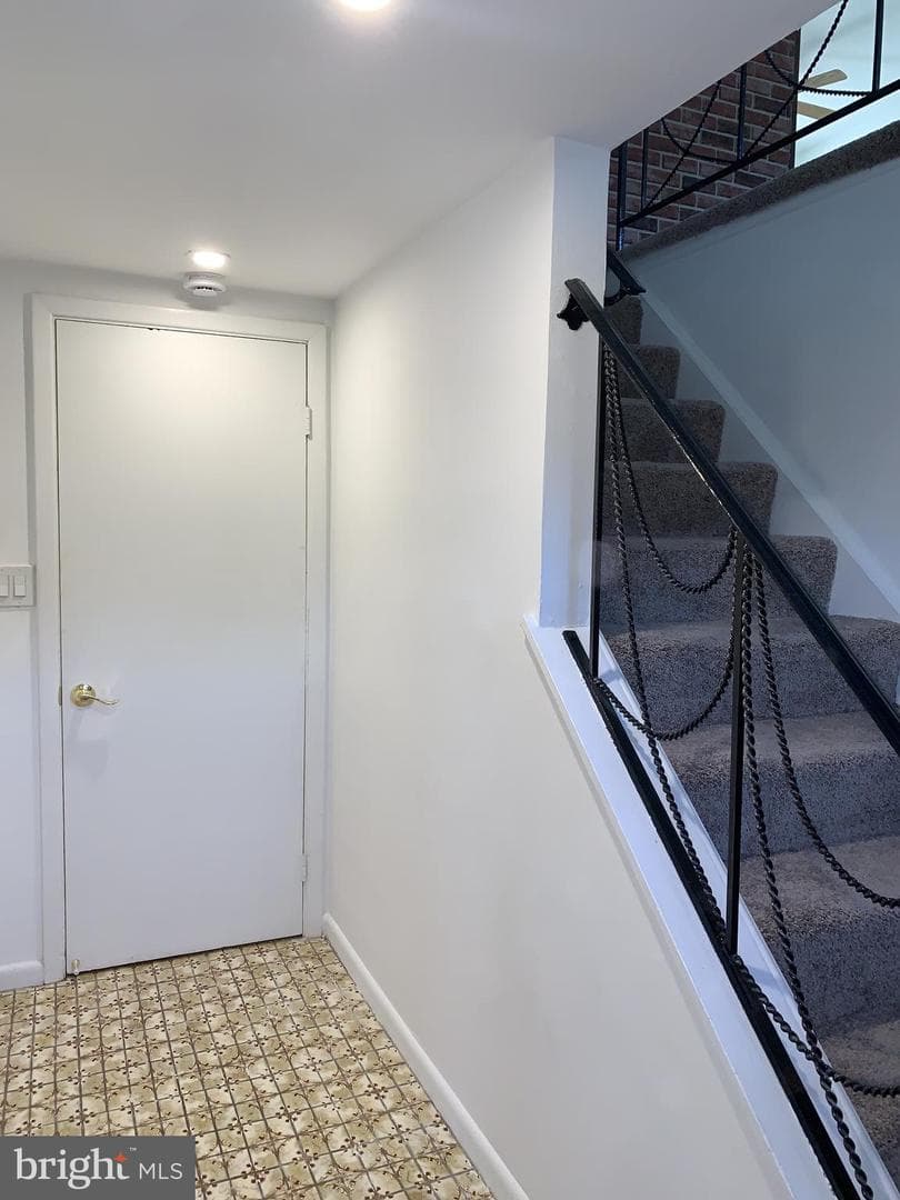 7950 Dellwood Avenue photo 42