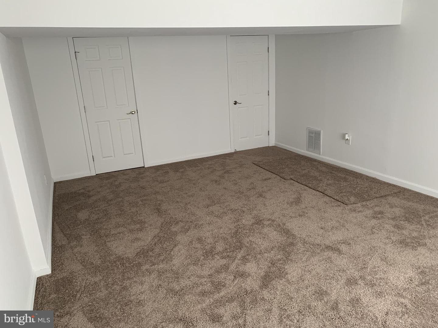 7950 Dellwood Avenue photo 82