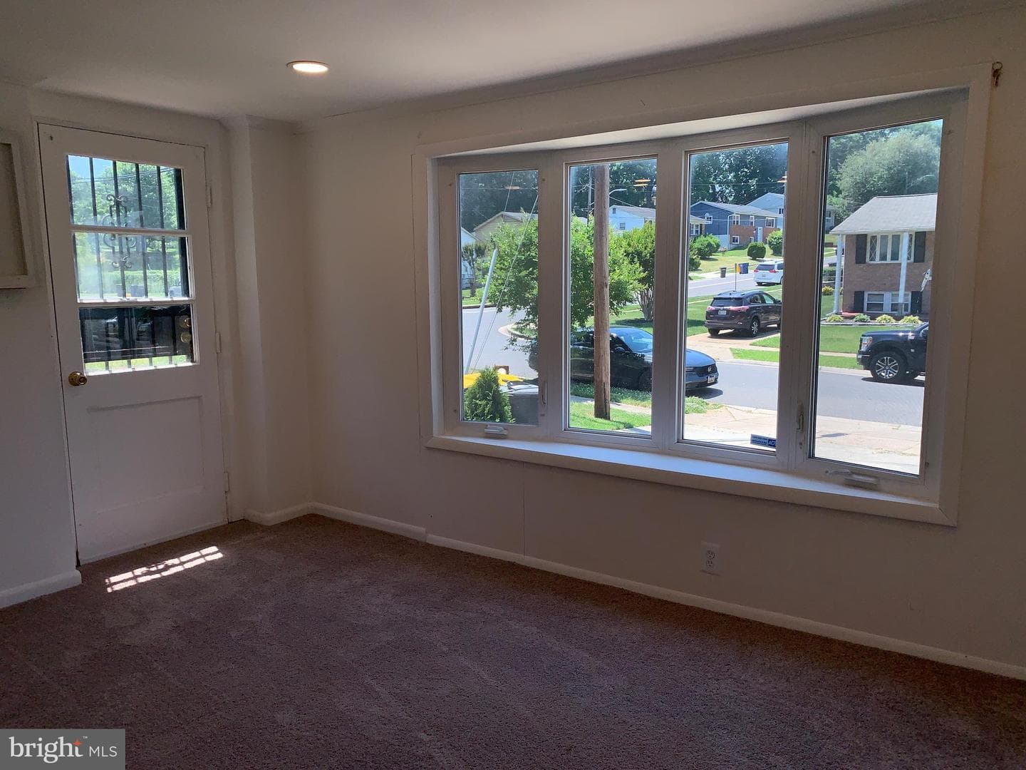 7950 Dellwood Avenue photo 91