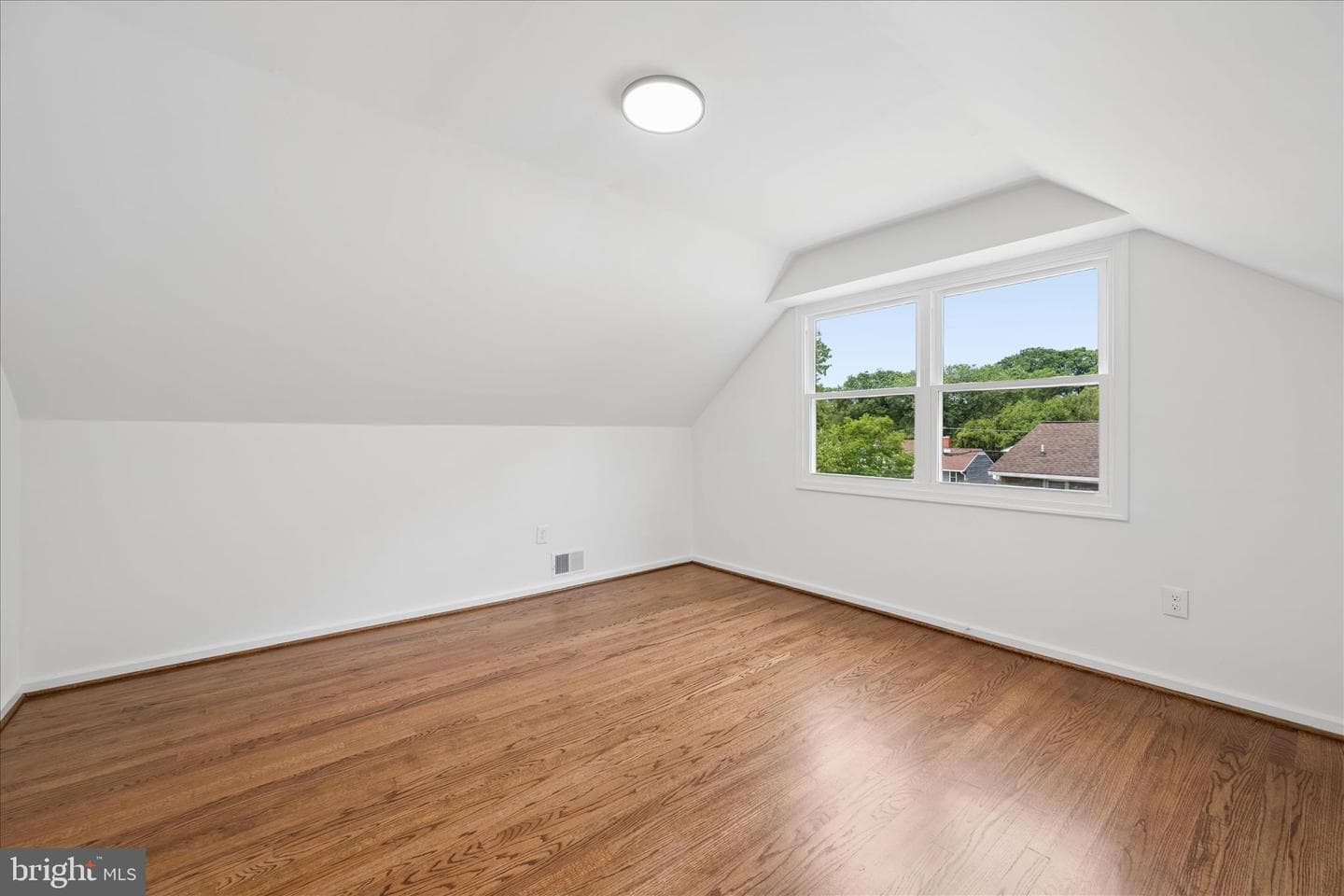 8517 Oglethorpe Street photo 30