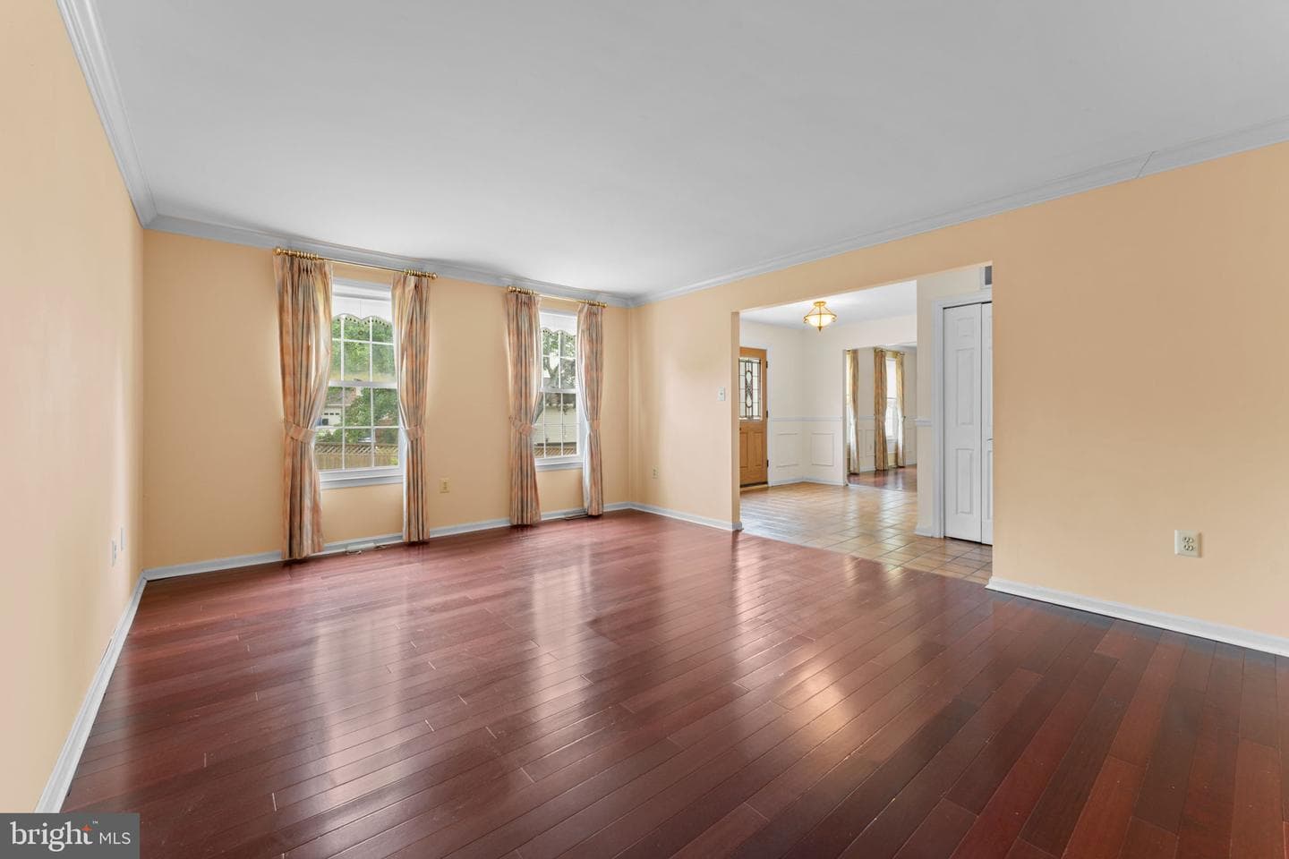 6204 Gallery Street photo 5