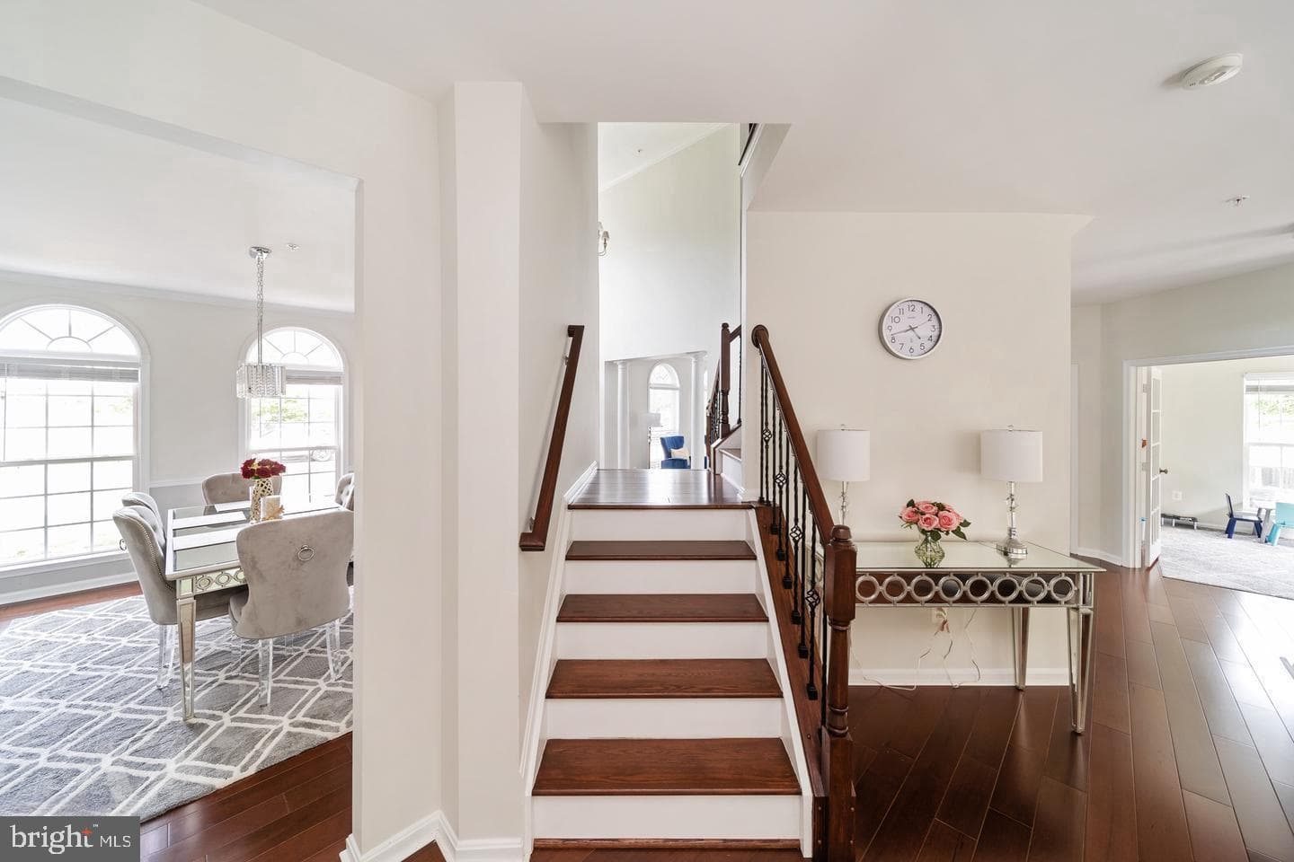 10807 Glenshire Drive photo 4