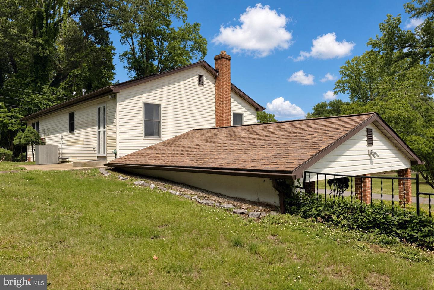 23401 Hawkins Drive photo 5