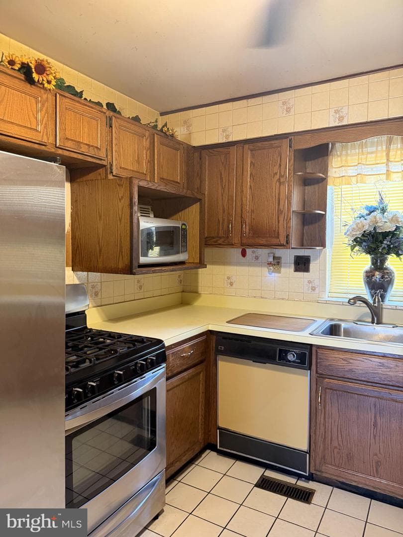 6502 Adak Street photo 15