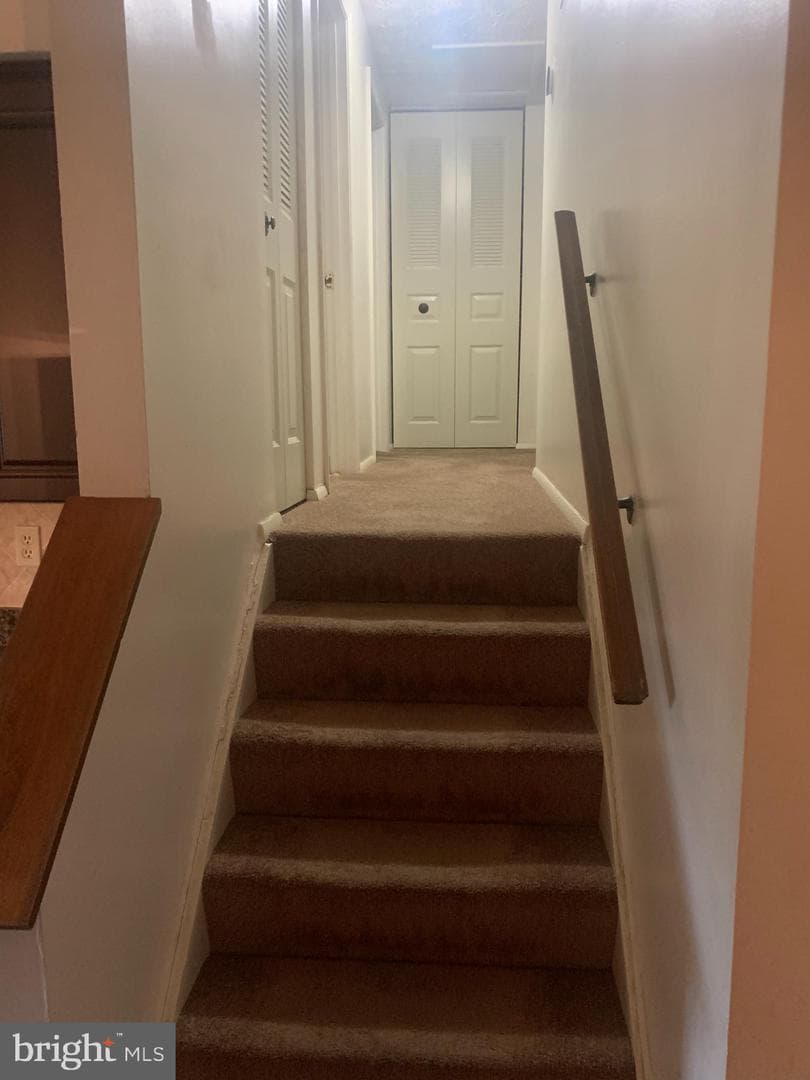 7710 Pacer Court photo 7