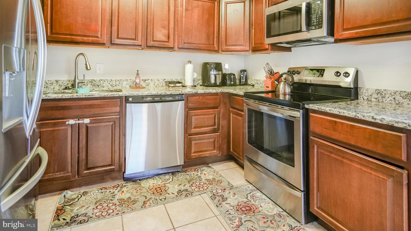 9995 Campus Way S photo 14