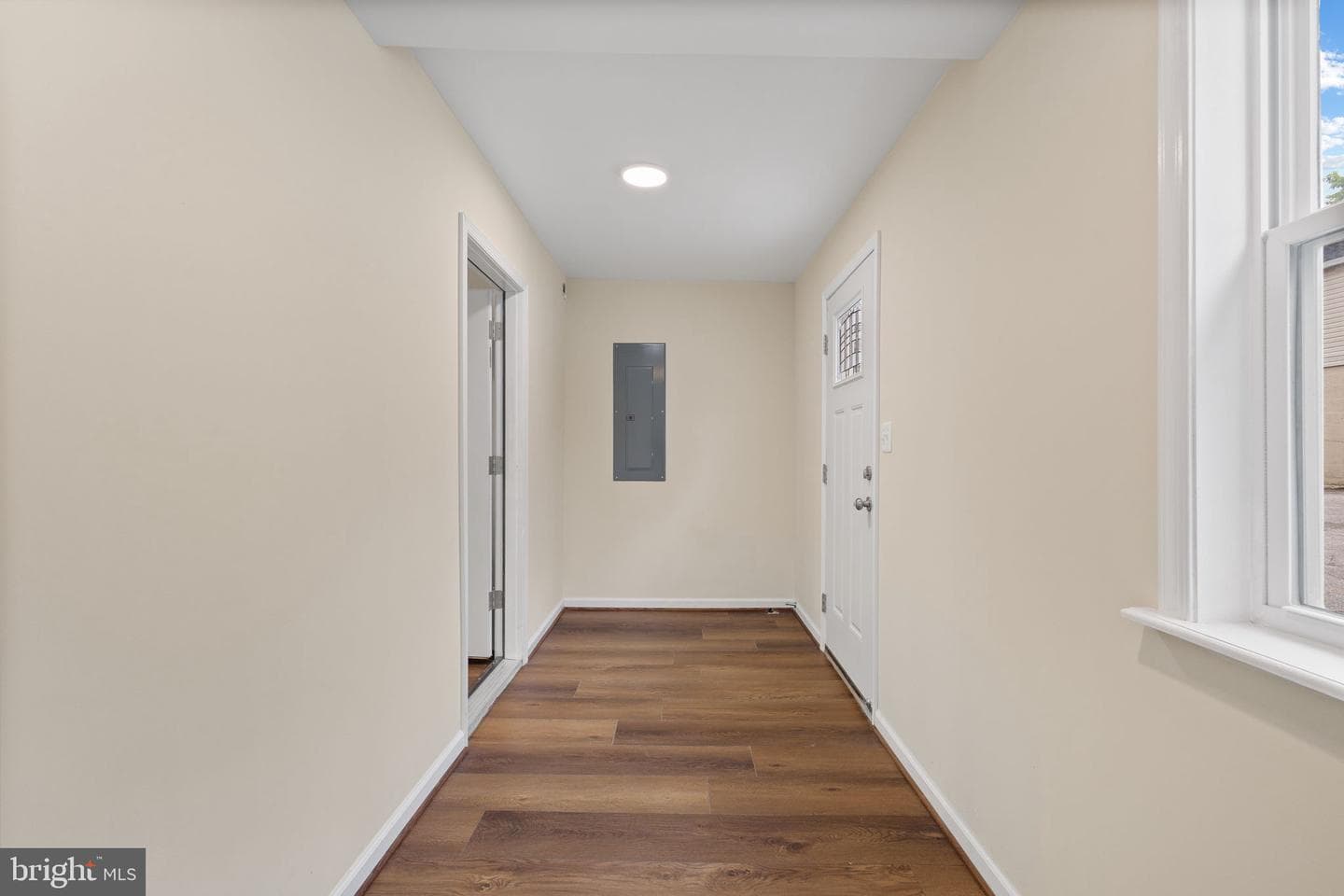 8519 Chestnut Avenue photo 32
