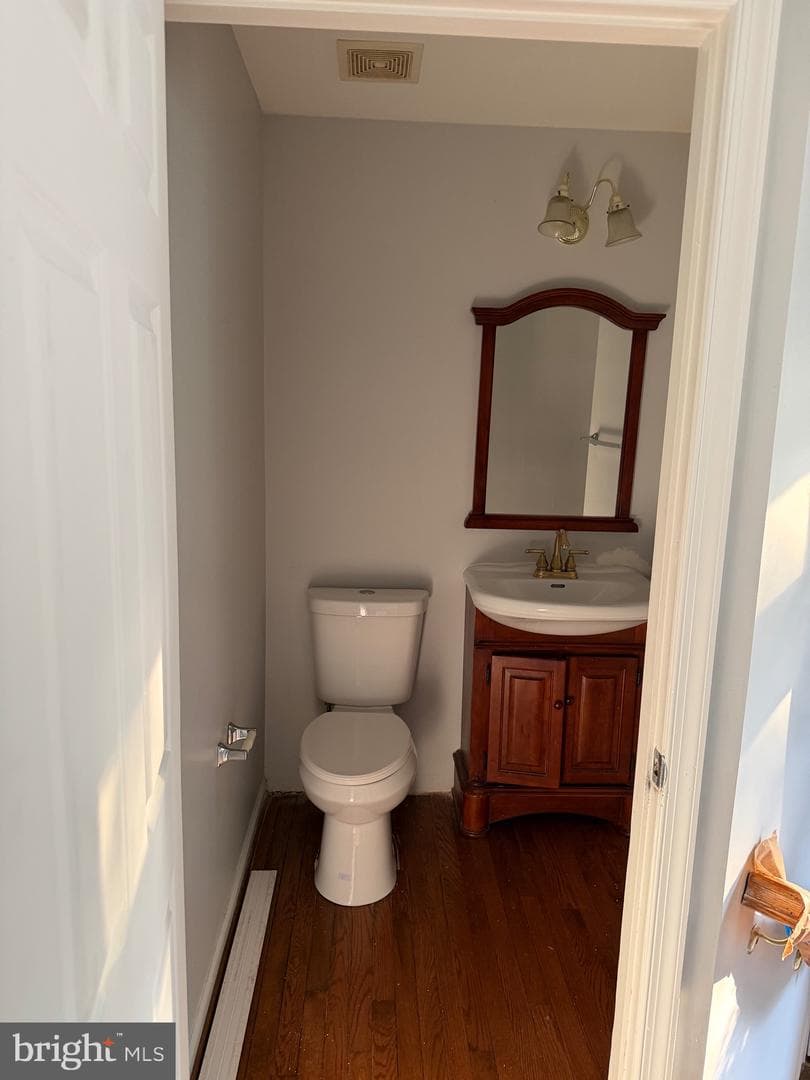 1503 Town View Court photo 14
