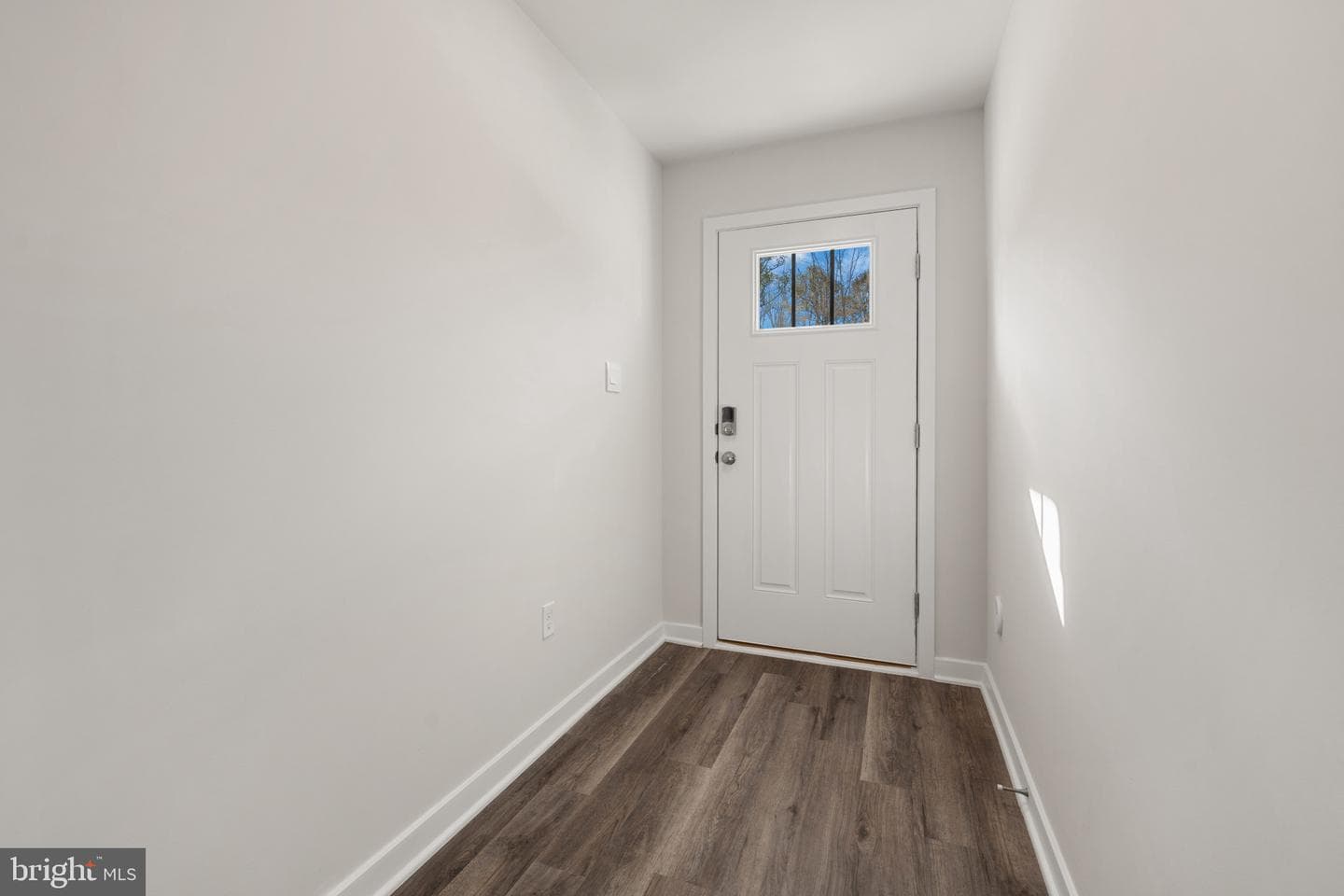 15037 Douglas Fir Lane photo 4