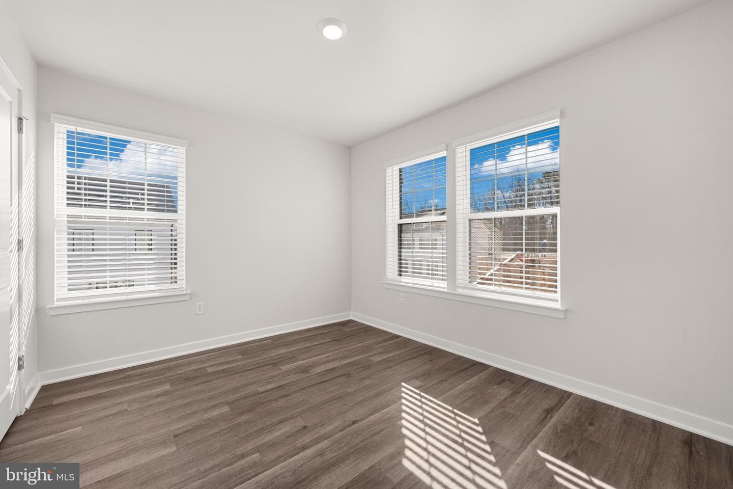 15047 Douglas Fir Lane photo 25