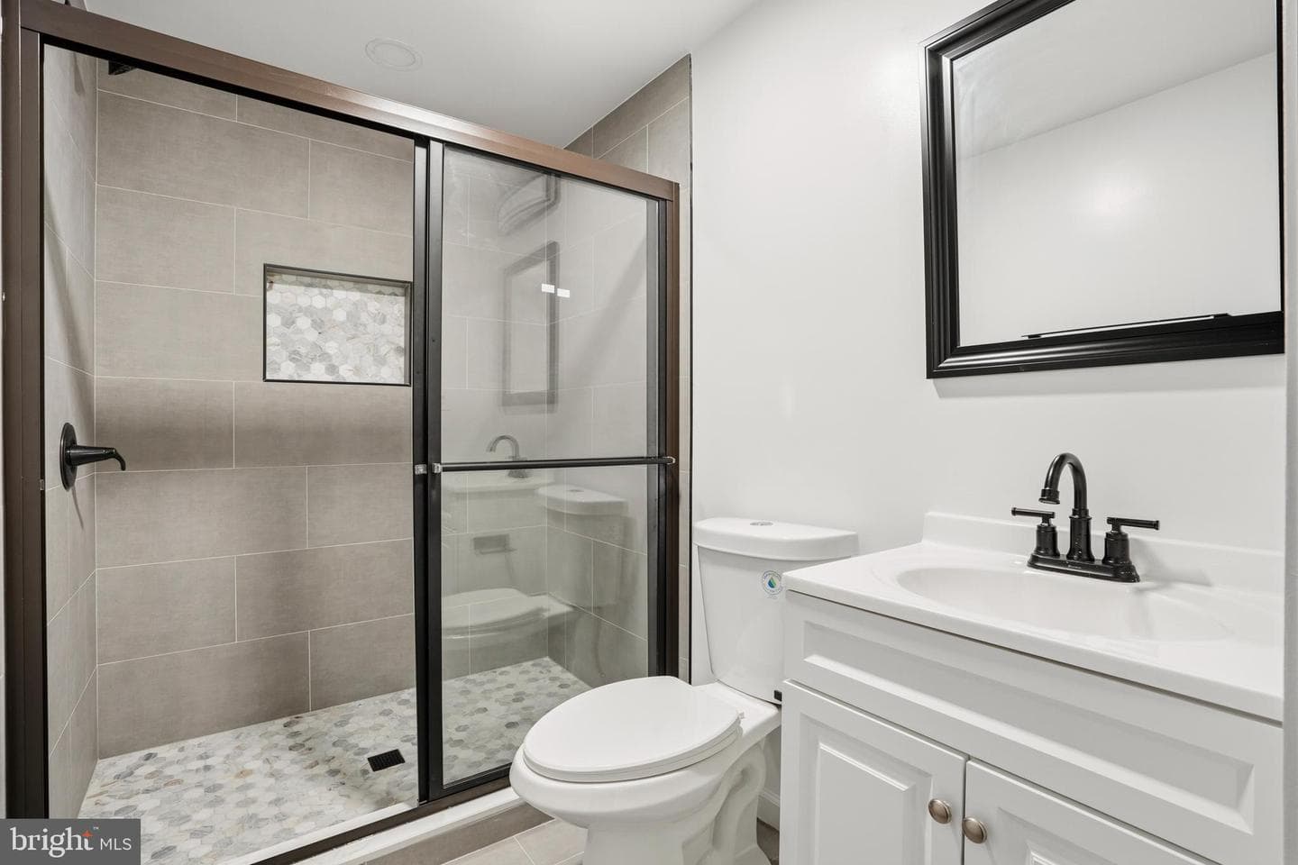 8514 Dangerfield Road photo 40