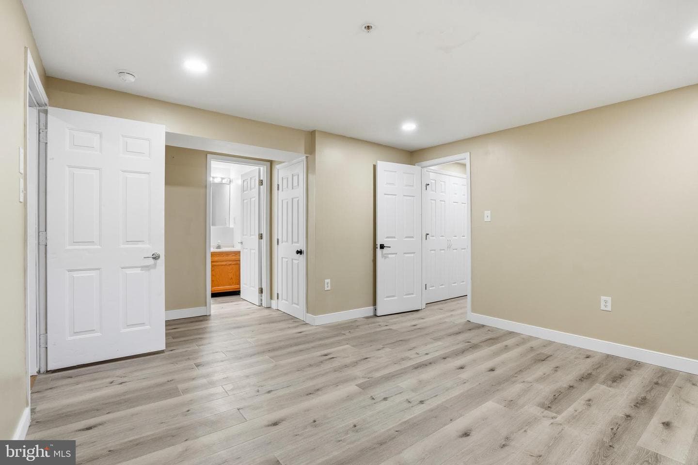 8514 Dangerfield Road photo 46