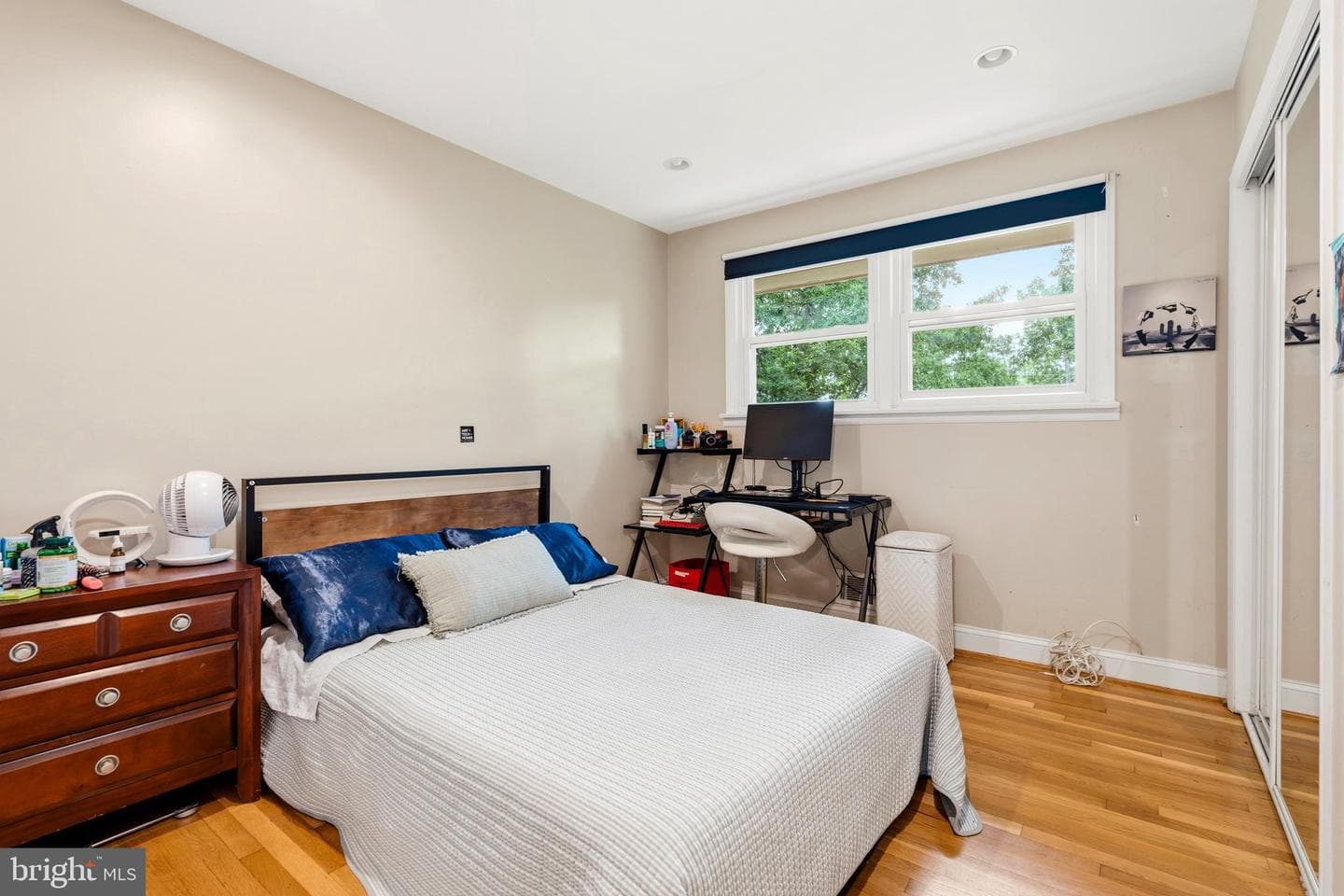 9104 Drake Place photo 19