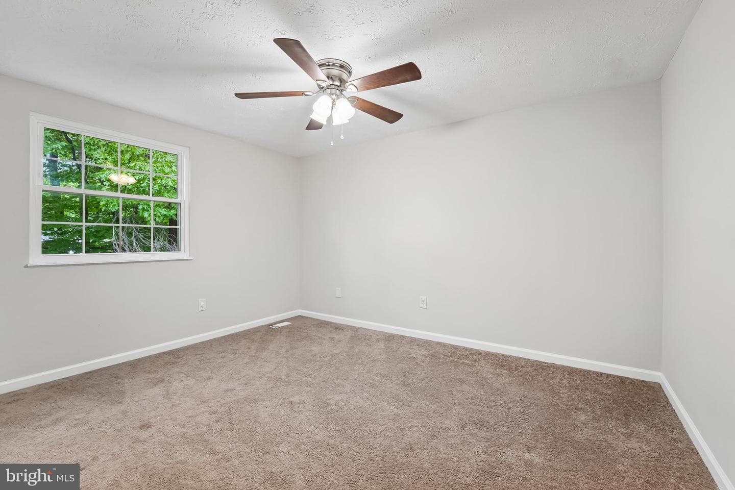 14026 Briarwood Dr photo 27