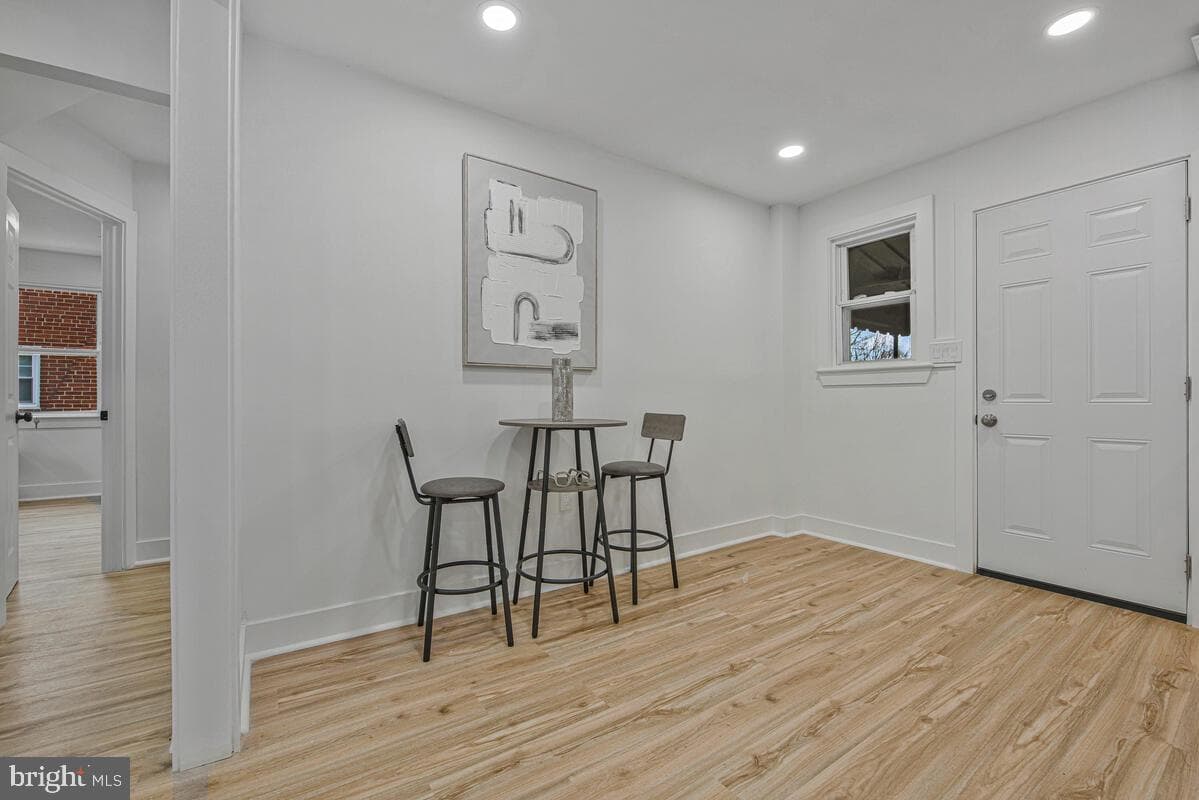 6508 Foster Street photo 15