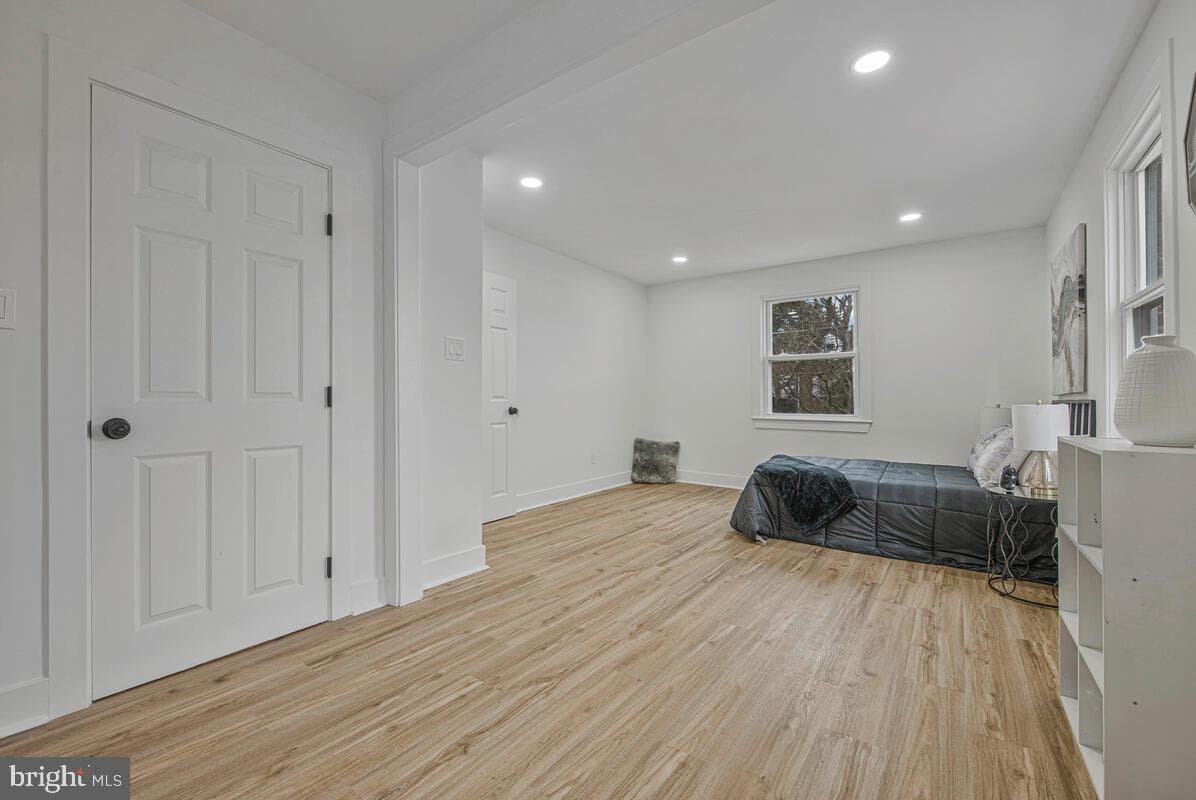 6508 Foster Street photo 18